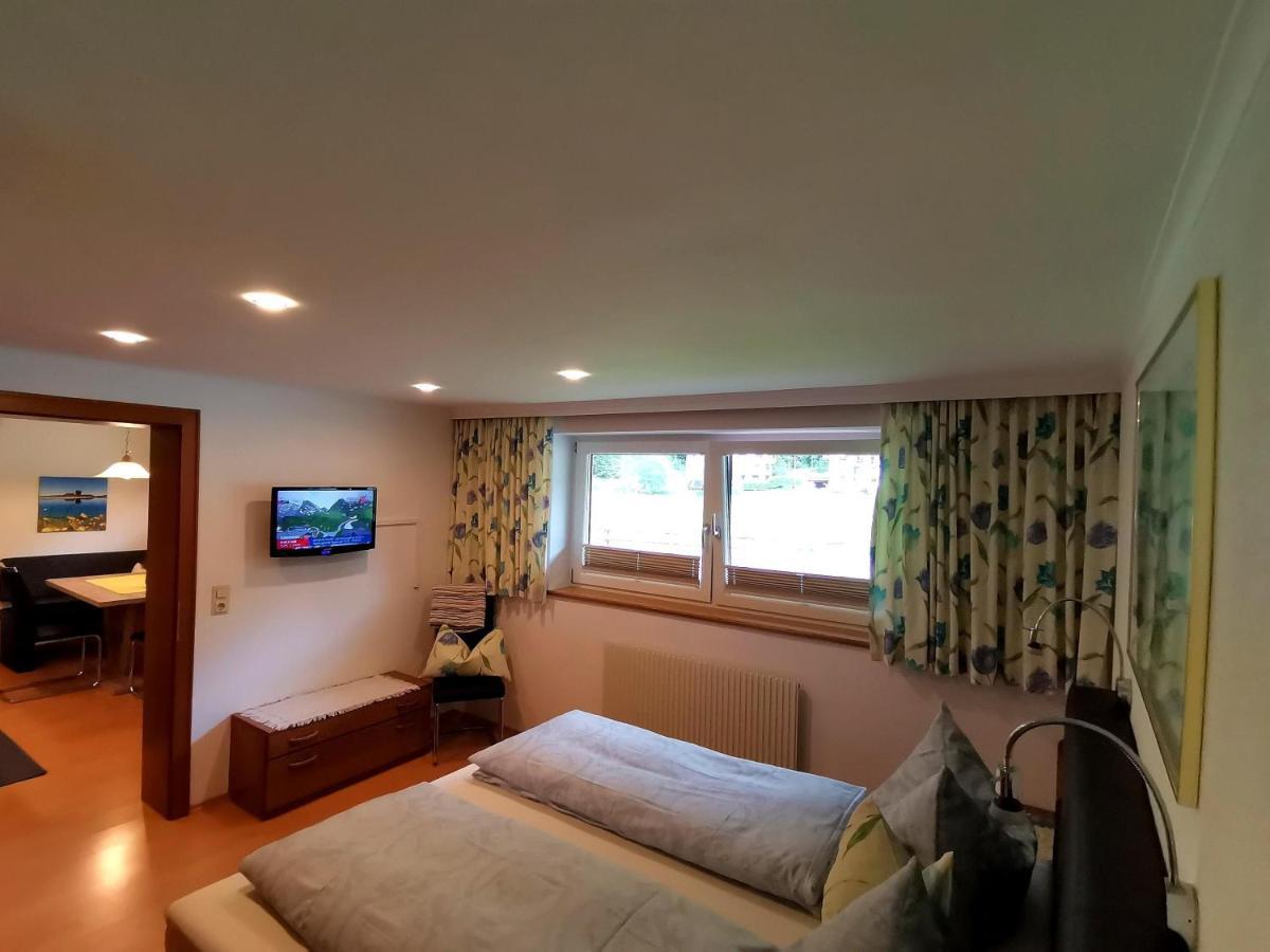 Glockenstuhl, Haus Apartment Тукс Екстериор снимка